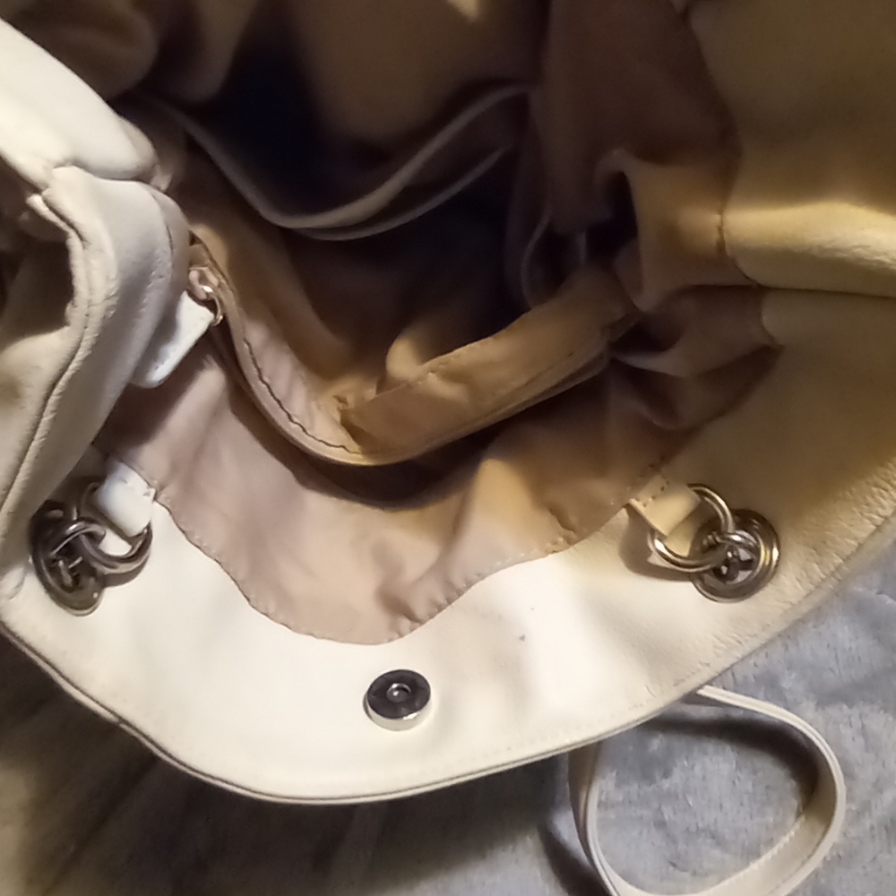 Purse - Picture 4 of 5